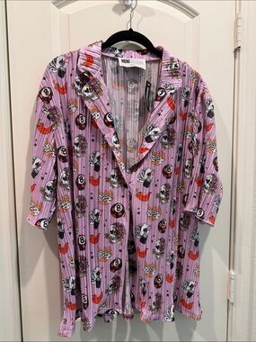 WKND Chasers Lavender Short-Sleeve Button Down Shirt with Graphic Print